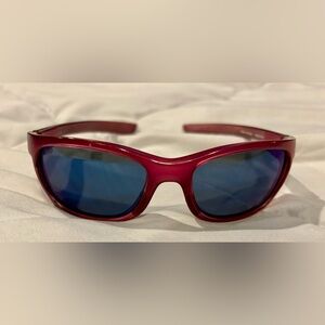 Costa Del Mar Trevally sunglasses purple